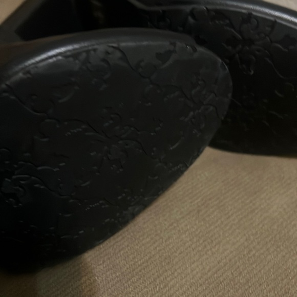 Brenda Zaro Peep Toe Heels black lather size 6 - Picture 7 of 12